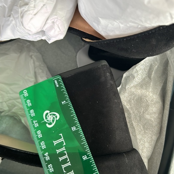 Bernardo Raleigh black suede platform block heels Size 10 M - Picture 14 of 15